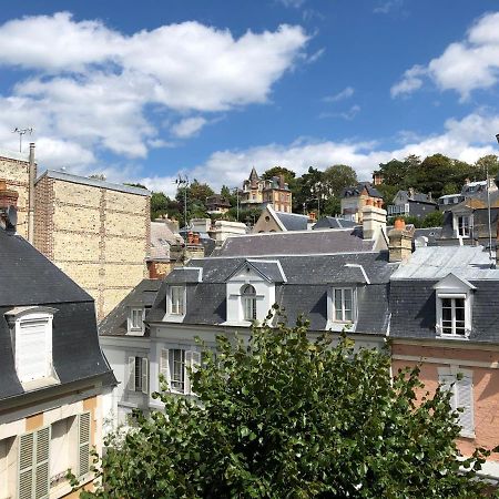 2 Pieces- Rue Pietonne Trouville -Le Petit Juliana Exteriér fotografie